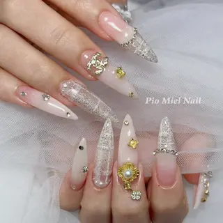 ネイル Pio Mielのネイルデザイン