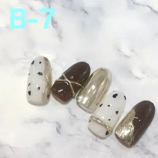 ネイル Richelle eyelash&nail 横浜店所属・二宮 はなのネイルデザイン