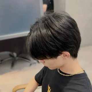 ミディアム メンズ フェザー/ゆるふわ パーマ/鐘ヶ江 航青のヘアスタイル