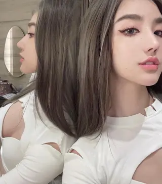 セミロング カラー ヘアアレンジ eN°byyoureshair所属・🎀トップスタイリ スト湯川響🎀のヘアスタイル