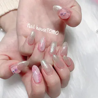 ネイル 💅ネイルハウス🏡 🎀TOMO🎀のネイルデザイン