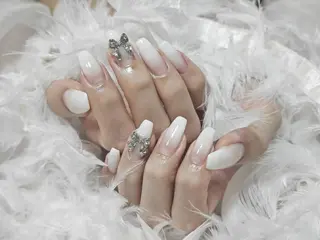 ネイル DEMAIN- 🌹のネイルデザイン