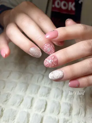 ネイル lady bird yoshieのネイルデザイン