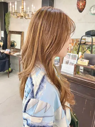ロング カラー 岡田 恭明のヘアスタイル