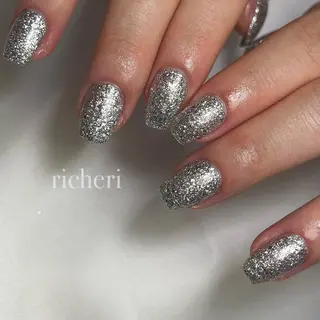 ミディアム ネイル richeri beautyのネイルデザイン
