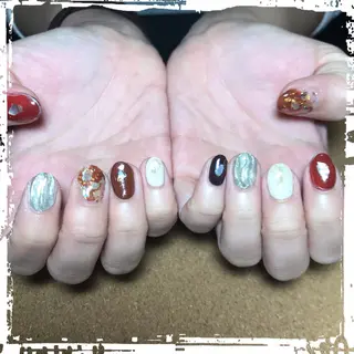 ネイル ECLAT エクラ所属・寺山 千鶴のネイルデザイン
