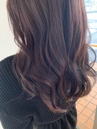 ロング カラー 柴田 結衣のヘアスタイル