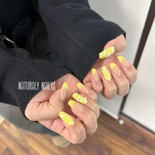 ネイル Naturaly Nailys所属・プライベートサロン rieのネイルデザイン