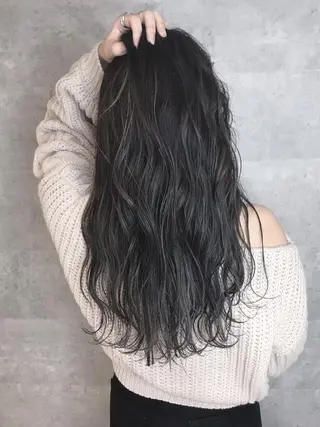 セミロング カラー _WHITE 天王寺のヘアスタイル