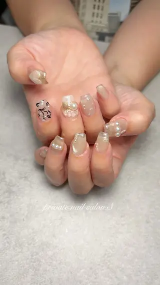 ネイル 関山 志乃のネイルデザイン