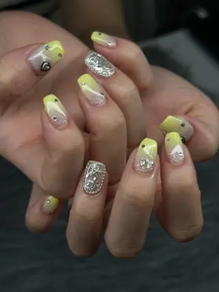 ネイル MITSUME 🎀 yumeのネイルデザイン