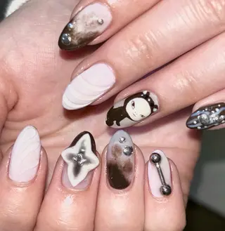 ネイル moca心斎橋所属・˚✧⁺⭐︎༚moca miyuu⁎⁺˳✧༚のネイルデザイン