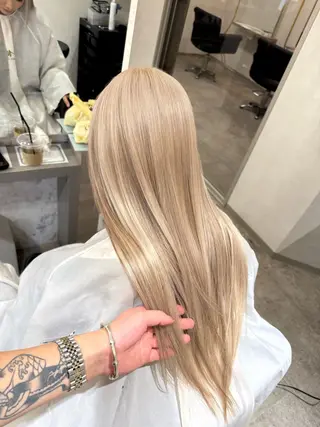 ロング カラー &so. アンドソー所属・バレイヤージュ/ 小泉じょうのヘアスタイル