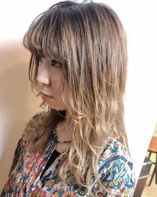 ロング オブヘアー所属・カイ マコトのヘアスタイル