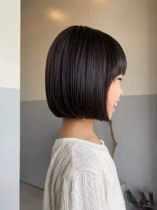 ミディアム 小久保 里紗のヘアスタイル