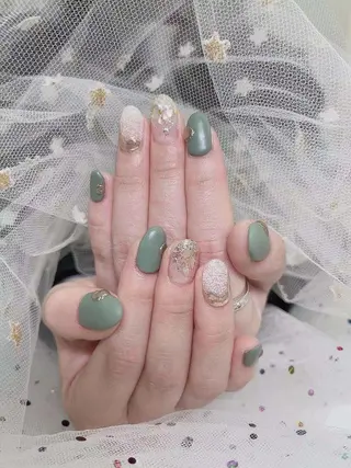 ネイル 🦋ネイルサロン ブラン🌈ゆりのネイルデザイン