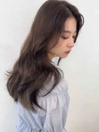 ミディアム ORO 宝塚店所属・大月 夏歩のヘアスタイル