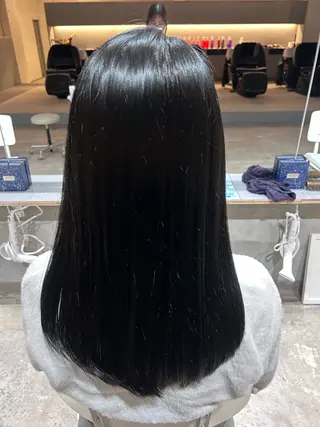 セミロング カラー 玉置 七海のヘアスタイル