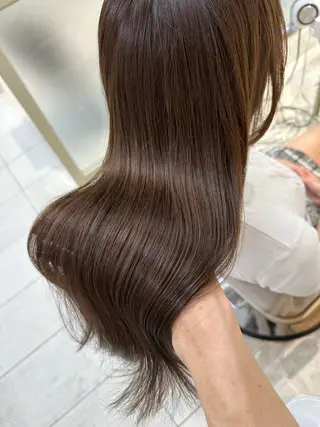 セミロング oto🤍×美髪× ローレイヤーのヘアスタイル