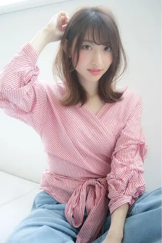 ミディアム うる艶/レイヤー 🪞池袋LAND🪞のヘアスタイル