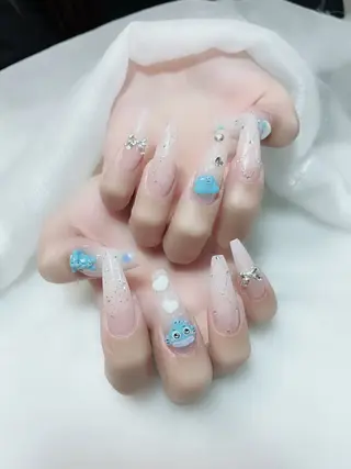 ネイル Amina nail salonのネイルデザイン
