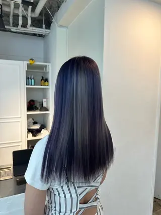 ロング カラー ヘアアレンジ 🦠デザインカラー/ 魚瀬あおい🦠のヘアスタイル