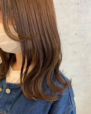 セミロング Miki .のヘアスタイル