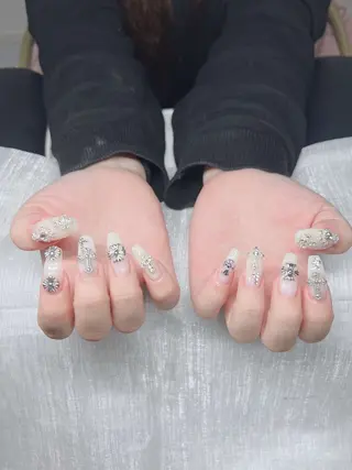 ネイル Lee Nailsのネイルデザイン