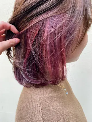 ミディアム カラー 高浜 夕海のヘアスタイル