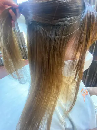 ロング 瀧下 唯のヘアスタイル