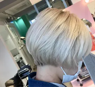 ショート 所渉/韓国レイヤー /ウルフカットのヘアスタイル