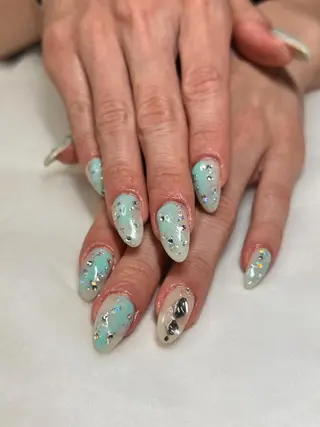 ネイル うにゃねいる🌷 Mayaのネイルデザイン