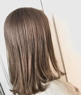 ミディアム SALOWIN 表参道所属・シンカ 表参道のヘアスタイル