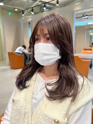 ロング カラー 加藤木麻彩 NEROのヘアスタイル