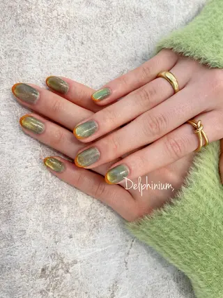 ネイル 岡本 友恵のネイルデザイン