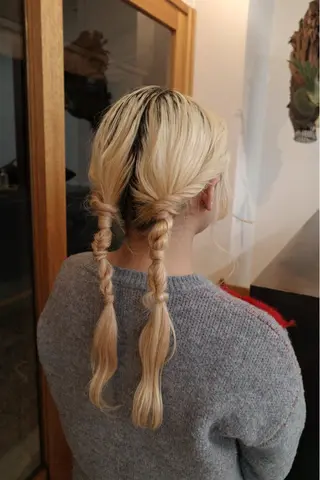 ロング 辻 萌未のヘアスタイル