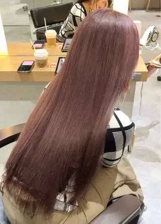 カラー レイヤーカット/ うる艶カラー/ユイのヘアスタイル