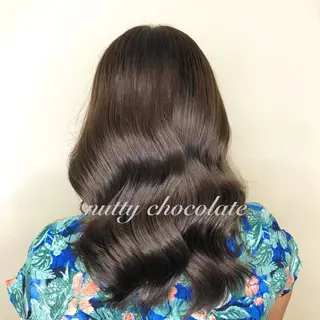 セミロング joliesse所属・しま ななこのヘアスタイル