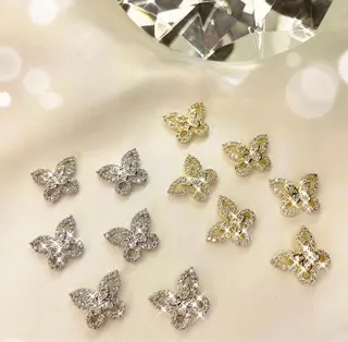 ネイル 23時まで❤︎韓国、 ワンホンネイルのネイルデザイン