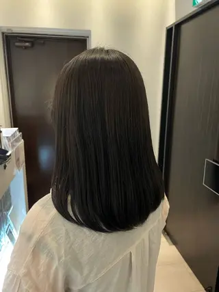 ロング カラー 畑 麻依音のヘアスタイル