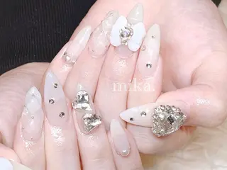 ネイル Nail&eye Belireのネイルデザイン