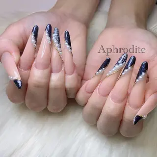 ネイル Aphrodite パラジェル認定サロンのネイルデザイン