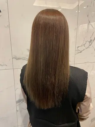 ロング 岡村 真子のヘアスタイル