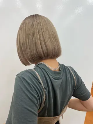 ミディアム ショート/ボブ /綾華のヘアスタイル