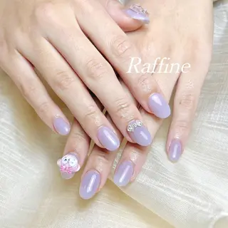 ネイル RAFFINE 月🦋🩵のネイルデザイン