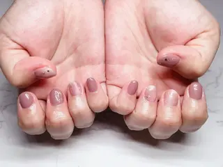 ネイル 佐藤 結衣のネイルデザイン