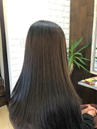 ロング giraffe hair works所属・縮毛矯正モデル募集 新海淳子のヘアスタイル