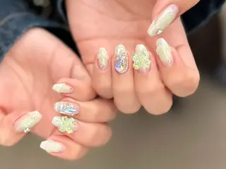 ネイル 新山 聖のネイルデザイン