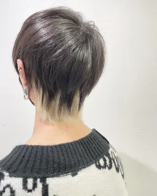 カラー 秋葉原オタク向け美容室OFF-KAi!!所属・渡部凌我 小顔ウルフ ハイトーンカラーのヘアスタイル
