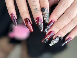 ネイル 新山 聖のネイルデザイン
